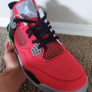 Jordan 4 Toro bravo  "ranging bull"